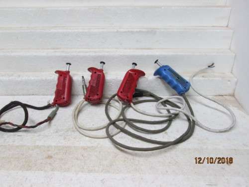 MRRC HAND CONTROLS X4 - LOT 488U