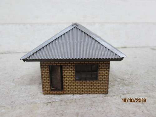 HO SCALE : SAR BUILDING / HOUSE - LOT 493U