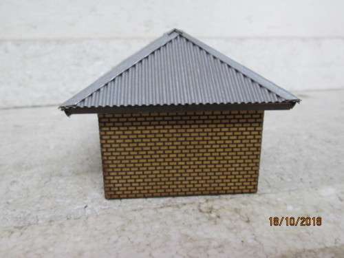 HO SCALE : SAR BUILDING / HOUSE - LOT 493U