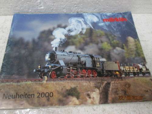 HO SCALE : MARKLIN CATALOGUE 2000 - LOT 581U