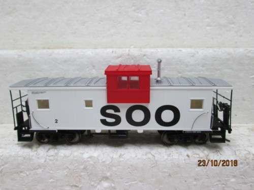 HO SCALE : ATLAS CABOOSE (SOO) - LOT 637U
