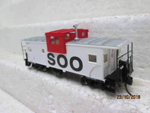 HO SCALE : ATLAS CABOOSE (SOO) - LOT 637U