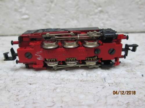 N SCALE : FLEISCHMANN DB 0-6-0 STEAM LOCOMOTIVE - LOT 204V