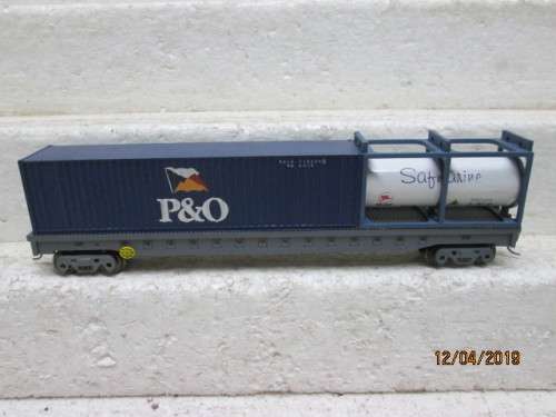 HO SCALE SAR SML 18m CONTAINER WAGON (P&O / SAFMARINE) BOXED - LOT 903V
