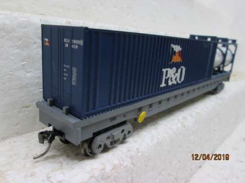 HO SCALE SAR SML 18m CONTAINER WAGON (P&O / SAFMARINE) BOXED - LOT 903V