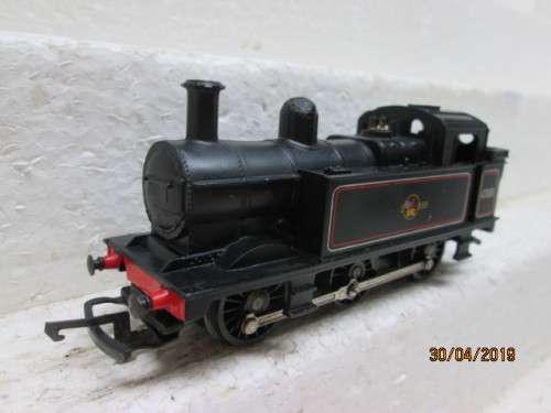 OO SCALE : HORNBY 0-6-0 STEAM LOCOMOTIVE (BOXED) - LOT 951V
