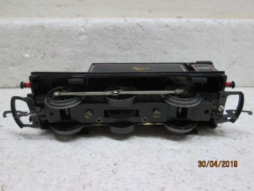 OO SCALE : HORNBY 0-6-0 STEAM LOCOMOTIVE (BOXED) - LOT 951V