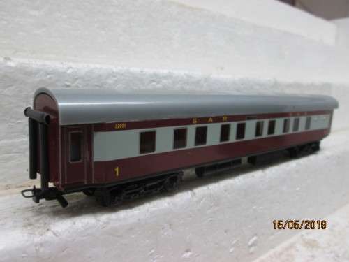 HO SCALE SARM : SAR TRANS-KAROO 1ST CLASS COACH C8 (BOXED) - LOT 249W