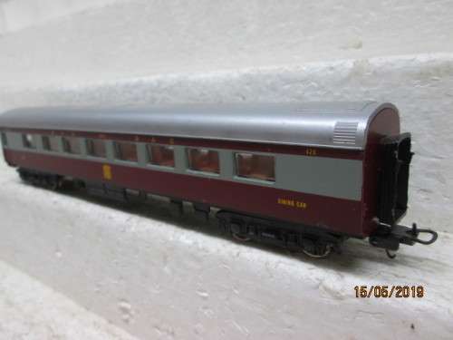 HO SCALE LIMA : SAR TRANS-KAROO DINING CAR  (BOXED) - LOT 258W