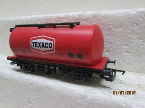 OO SCALE  HORNBY TANKER "TEXACO" - LOT 620W