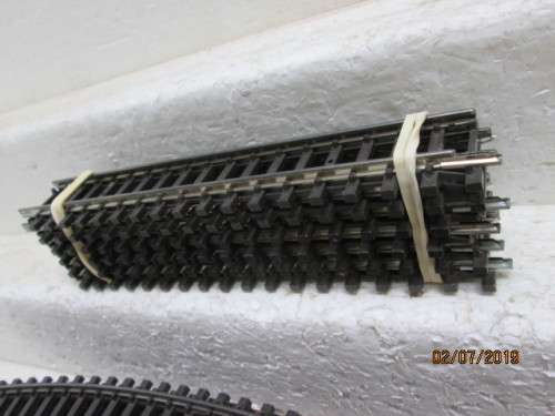 OO SCALE : TRI-ANG TRACK  - LOT 637W