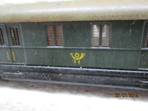 HO SCALE : MARKLIN x4 COACHES (DARK GREEN) - LOT 671W