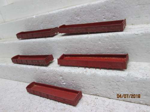 HO SCALE : SAR DZ WAGONS x5 FOR REPAIR - LOT 757W