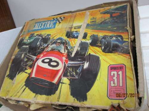 SCALEXTRIC SET  (BOXED) - LOT 699W