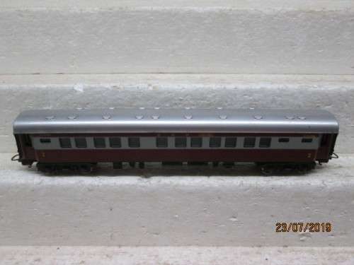 HO SCALE : LIMA SAR SECOND CLASS TRANS-KAROO COACH (BOXED) - LOT 922W