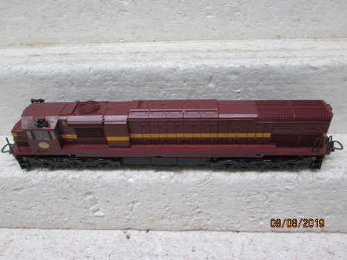 HO SCALE : LIMA SAR CLASS 34 DIESEL LOCOMOTIVE (BOXED) - LOT 184X