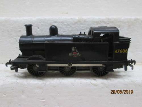 OO SCALE : TRI-ANG 0-6-0 STEAM LOCOMOTIVE - LOT 431X