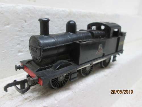 OO SCALE : TRI-ANG 0-6-0 STEAM LOCOMOTIVE - LOT 431X