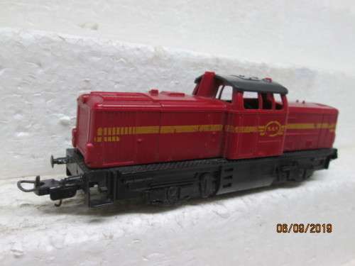HO SCALE : LIMA SAR DIESEL LOCOMOTIVE -  LOT 636X