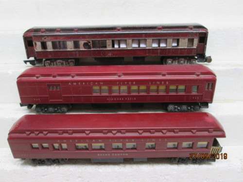 S SCALE : AMERICAN FLYER COACHES x3 - LOT 784X