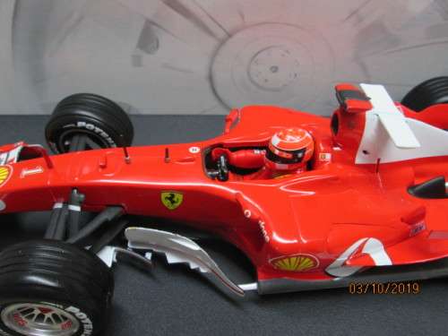 1:18 SCALE HOTWHEELS : F2004 F1 MICHAEL SCHUMACHER (BOXED) - LOT 857X