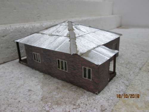 HO SCALE : SAR HOUSE - LOT 965X