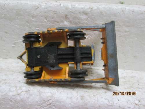 BULLDOZER - LOT 225Y