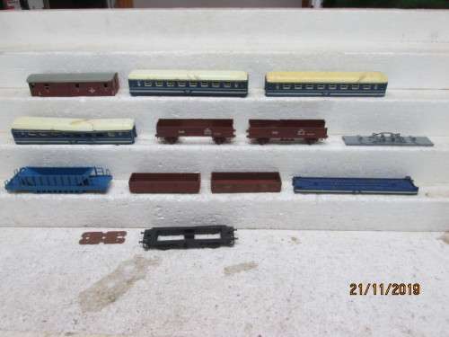 HO SCALE : SAR ROLLING STOCK SCRAPYARD - LOT 578Y