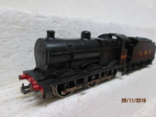 HO SCALE : LIMA LMS 0-6-0 STEAM LOCOMOTIVE (BOXED) - LOT 655Y