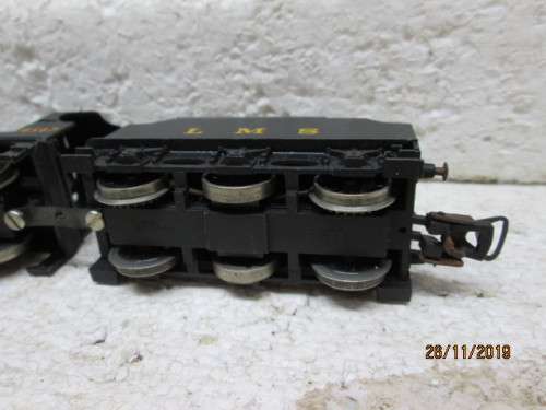 HO SCALE : LIMA LMS 0-6-0 STEAM LOCOMOTIVE (BOXED) - LOT 655Y