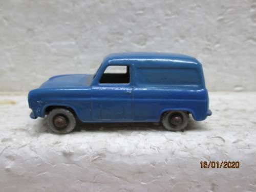 DIE CAST : LESNEY FORD THAMES VAN No 59 - LOT 898Y