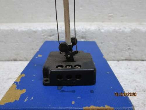 OO SCALE : HORNBY DUBLO ELECTRIC RAIL SIGN (BOXED) - LOT 929Y