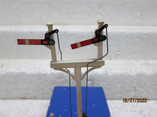 OO SCALE : HORNBY DUBLO ELECTRIC RAIL SIGN (BOXED) - LOT 929Y