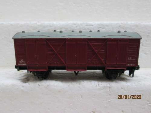 OO SCALE : HORNBY DUBLO 10 TON XP BOX CAR - LOT 960Y