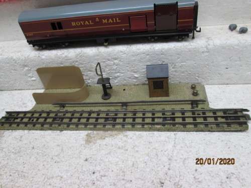 OO SCALE : HORNBY DUBLO TPO MAIL VAN SET (BOXED) - LOT 985Y