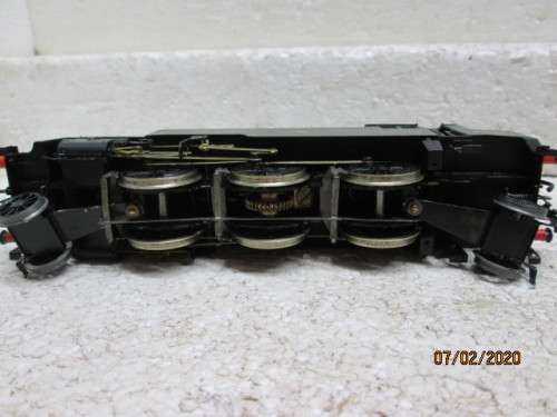 REDUCED TO CLEAR : OO SCALE: WHITE METAL/BRASS 2-6-2 BRITISH RAILWAY STEAM LOCOMOTIVE - LOT 212z