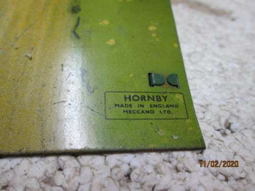 O SCALE : HORNBY LEVEL CROSSING - LOT 339z