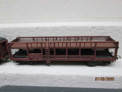 HO SCALE : LIMA SAR ORANGE EXPRESS SET - LOT 641z