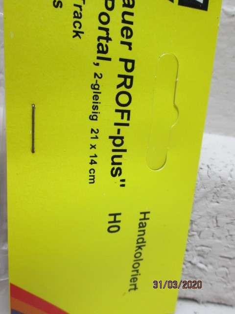 HO SCALE : NOCH DOUBLE TRACK TUNNEL ENTRANCE (BOXED) - LOT 799z