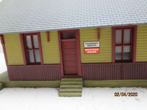 HO SCALE : WOODLAND SCENICS - CLARKESVILLE DEPOT (BOXED) - LOT 28AA