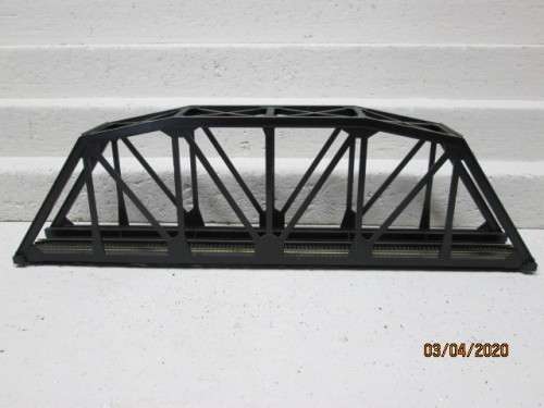 HO SCALE : ATLAS 18" THROUGH TRUSS BRIDGE - LOT 31AA