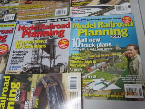 MODEL RAILROADER x10 MAGAZINES (MAINLY ABOUT TRACK PLANNING) - LOT 339AA