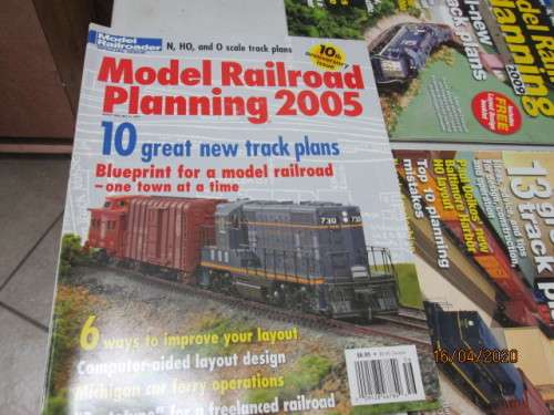 MODEL RAILROADER x10 MAGAZINES (MAINLY ABOUT TRACK PLANNING) - LOT 339AA