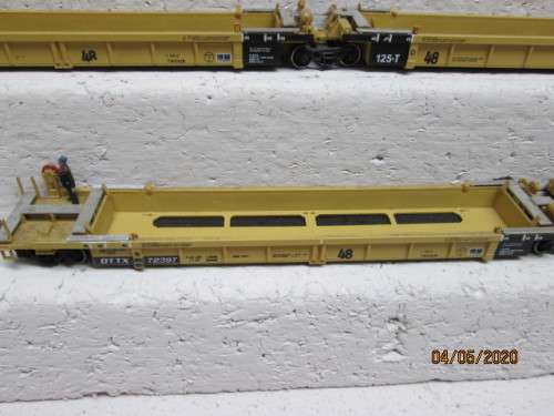 HO SCALE : WALTHERS TRAILER TRAIN CONTAINER DOUBLE STACK SET OF 5 - LOT 517AA