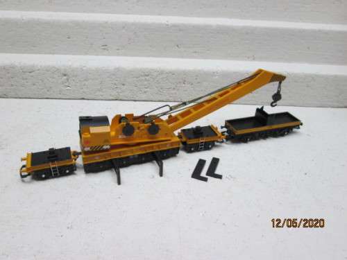 OO SCALE : HORNBY YELLOW 76 TON RAIL CRANE SET - LOT 630AA