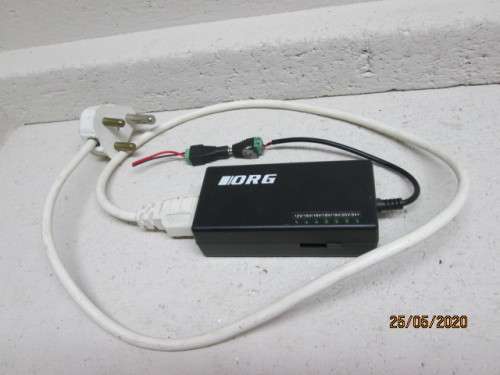 HO SCALE : ORG ADJUSTABLE ADAPTOR (220V / 12-24 VOLT DC) - LOT 683AA