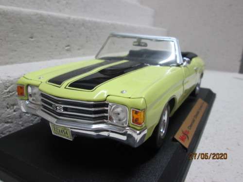 1:18 SCALE : MAISTO CHEVROLET SS454 1972 - LOT 804AA