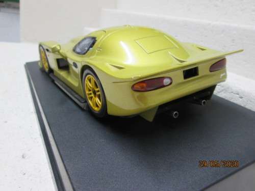 1:18 SCALE : AUTOART PANOZ GTR-1 - LOT 882AA