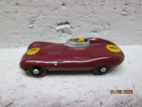 DIE CAST : MATCHBOX D TYPE JAGUAR No 41 - LOT 925AA