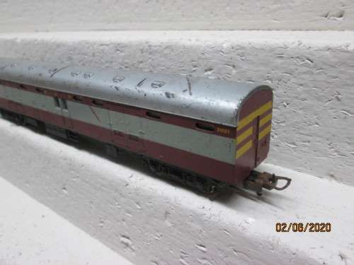 HO SCALE - LIMA SAR - TRANS KAROO BAGGAGE CAR - LOT 5 BB